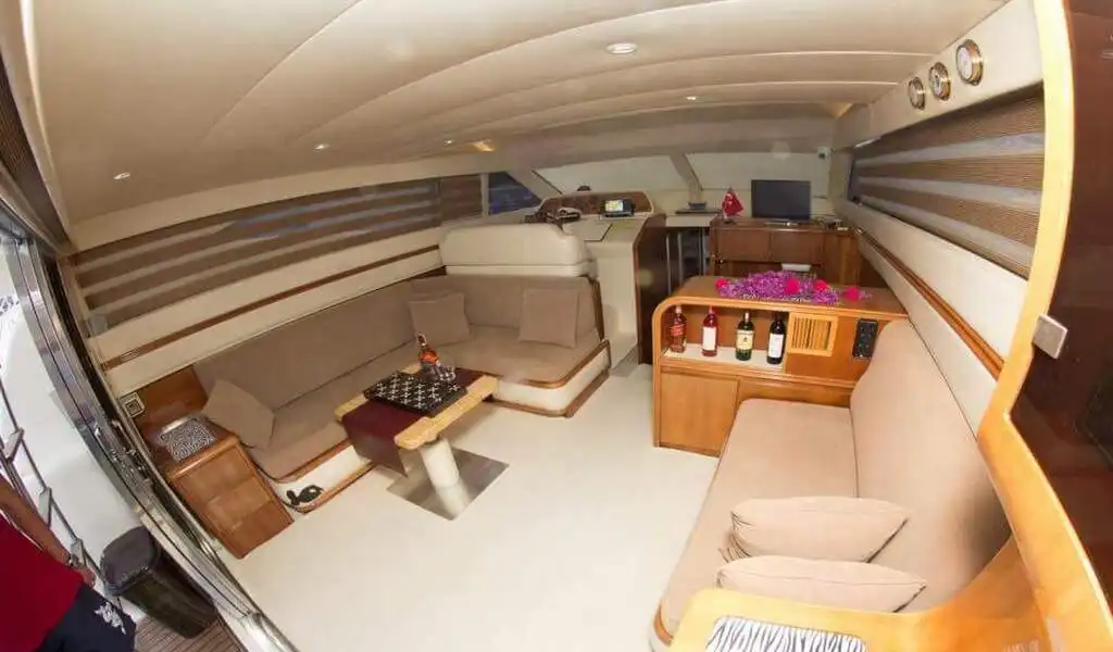 YAT ALLEGRO VIP